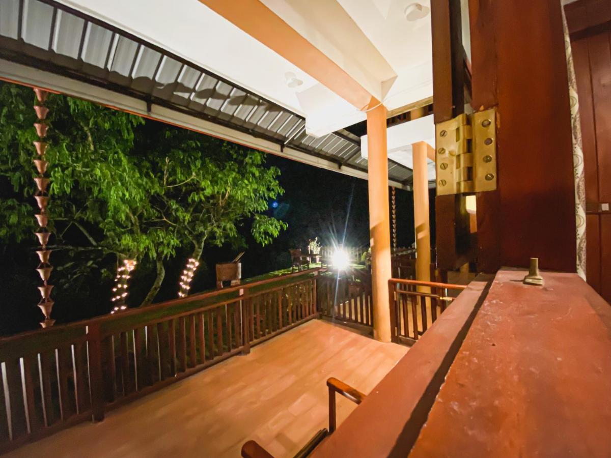 Hotel Levon Ella Exteriér fotografie